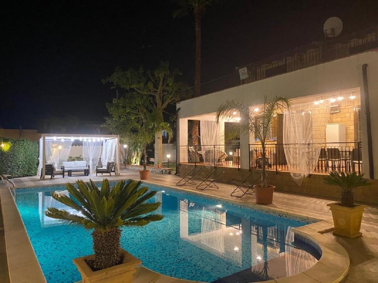 Villa Marianna Con Piscina Privata Ampi Spazi Esterni E Wifi Free トラビーア エクステリア 写真