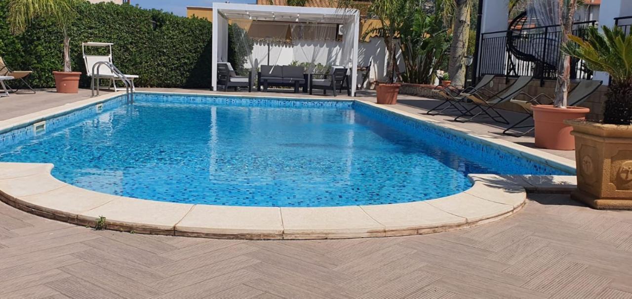 Villa Marianna Con Piscina Privata Ampi Spazi Esterni E Wifi Free トラビーア エクステリア 写真