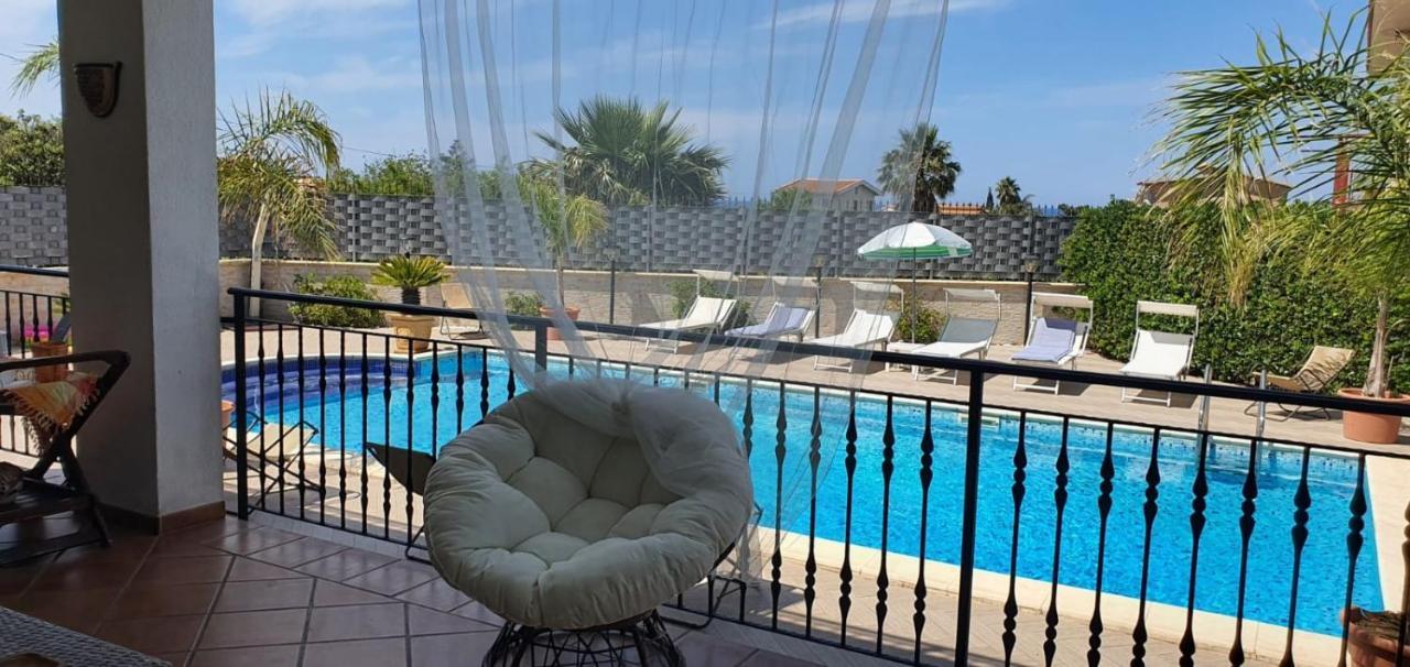 Villa Marianna Con Piscina Privata Ampi Spazi Esterni E Wifi Free トラビーア エクステリア 写真